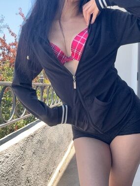 Y2K Black Fitted Zip Up Hoodie Athletic Jacket Sporty Slim Fit Athleisure Gym